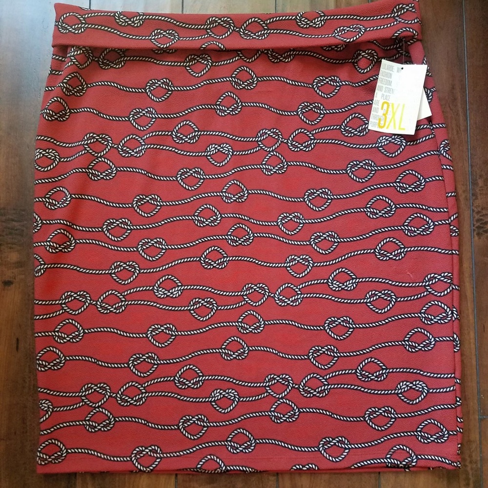 Valentine’s lularoe heart Cassie skirt 3XL